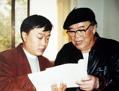 于洋的写真-石建都和于洋谈剧本（...