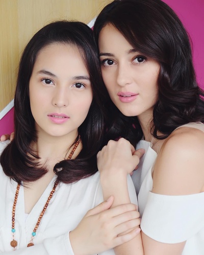 切尔西·艾斯兰的写真-印尼二美！