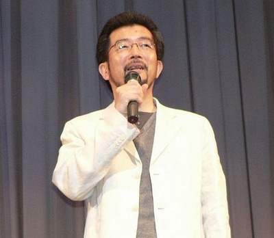 汤山邦彦的写真