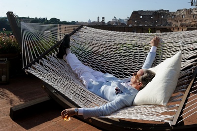 托尼·塞尔维洛的写真-这才是不老男神。他的...