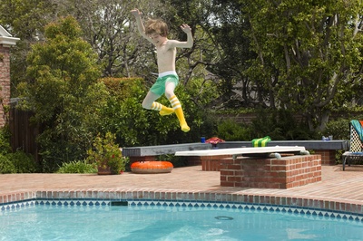 卡梅隆·CJ·亚当斯的写真