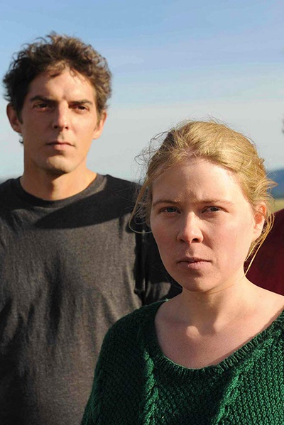 英迪亚·海尔的写真