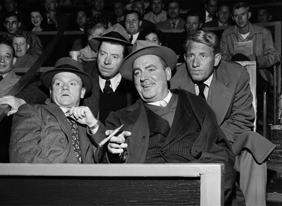 弗兰克·麦休的写真