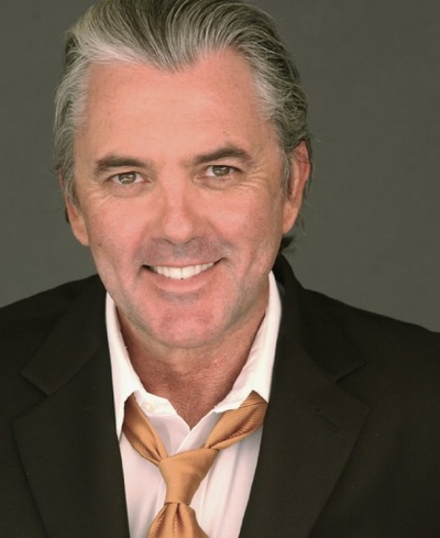 乔伊·萨加尔的写真