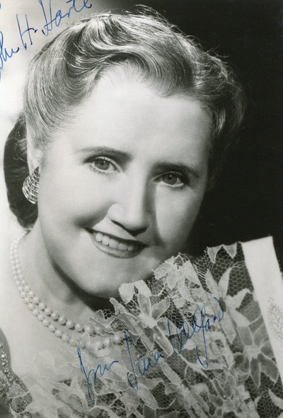 萨拉·奥尔古德的写真