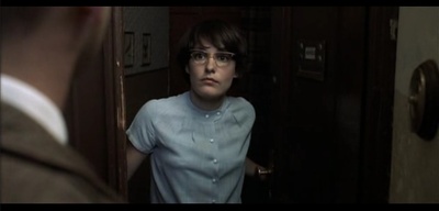 尼科莱特·克雷比茨的写真-通往自由的通道