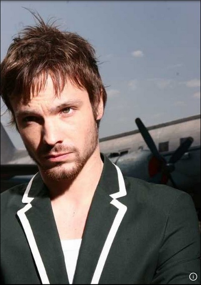 安德烈·查多夫的写真