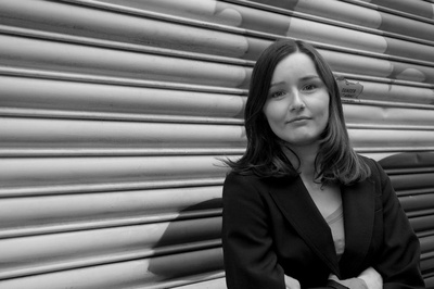 莉萨·乔伊斯的写真