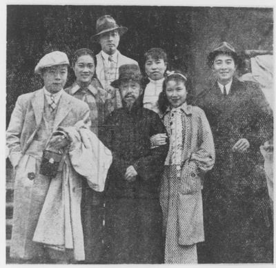 顾而已的写真-当年在杭州六和塔畔结...