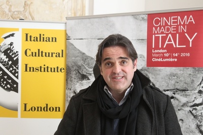 爱德华多·玛利亚·法尔科内的写真