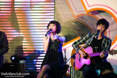 拉楚·苏拉查拉斯的写真-可爱又搞怪的VaAN~~...