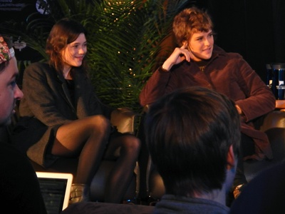 卡拉·朱里的写真