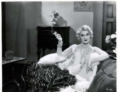 卡梅尔‧迈尔斯的写真