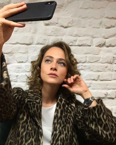 阿格拉娅·塔拉索娃的写真