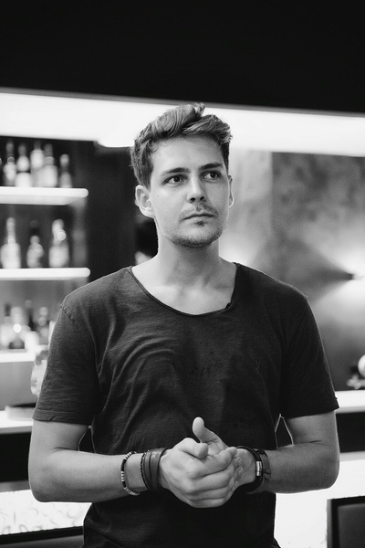 米洛斯·比柯维奇的写真