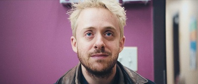 麦克斯·詹金斯的写真