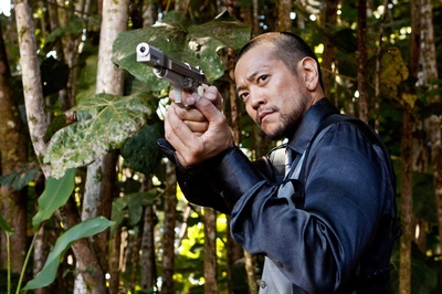 路易斯·小泽·张简的写真