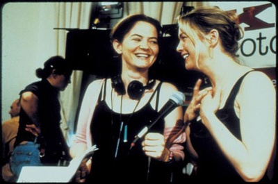 莎伦·马奎尔的写真