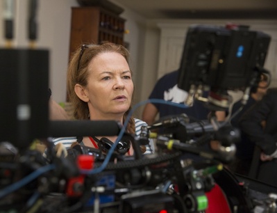 莎伦·马奎尔的写真