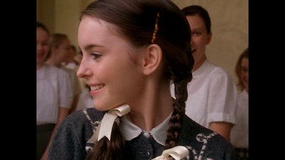 伊丽莎白·瑞丝的写真-吉恩马龙+林赛罗韩