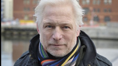 汉内斯·赫尔姆的写真