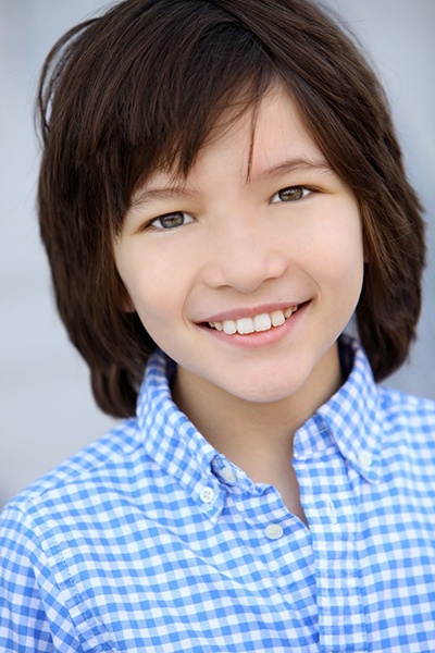 特欧·布里奥尼斯的写真