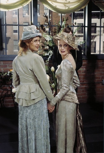 杰西卡·赫特的写真-Friends