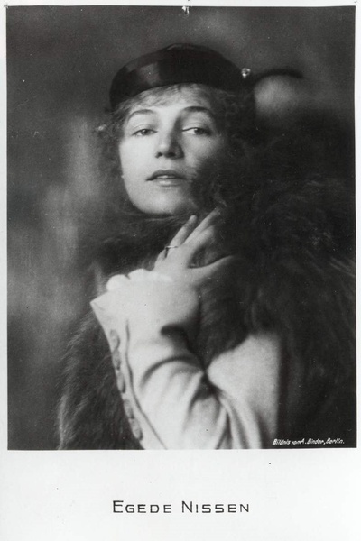 艾于德·埃格德·尼森的写真