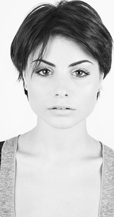 Sapphire Elia的写真