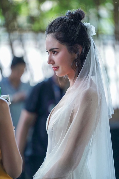 黛薇卡·霍内的写真