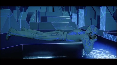 布鲁斯·巴克林纳的写真-Tron