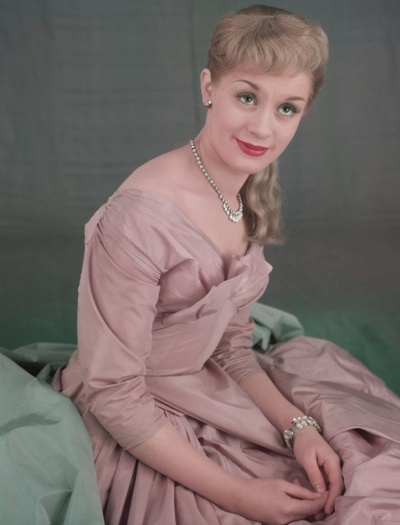 玛丽·乌尔的写真