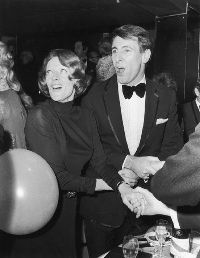 罗伯特·斯蒂芬斯的写真-1973年1月1日