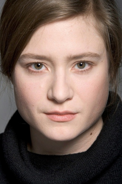 尤莉亚·延奇的写真