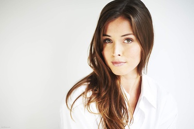 娜塔莉·科瑞尔的写真