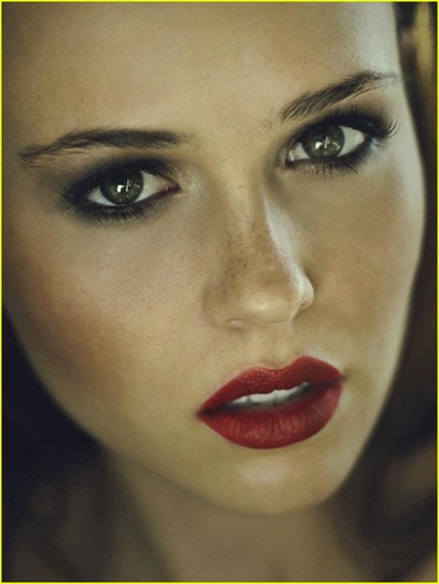 乔斯林·休顿的写真