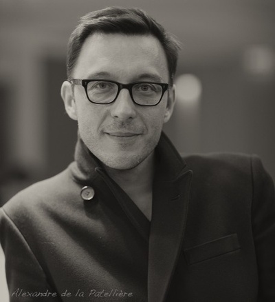 亚历山大·德·拉·巴特里耶的写真