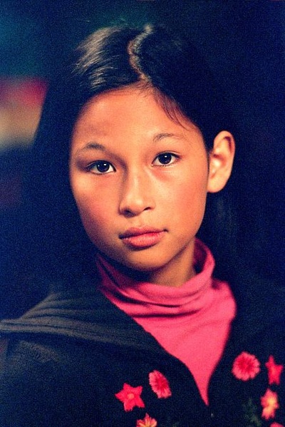 祖儿·魏泽鲍姆的写真-温岚和萧亚轩的混合体...