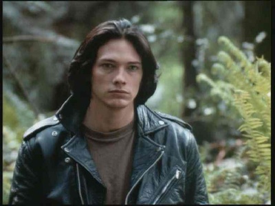 达伦·布罗斯的写真