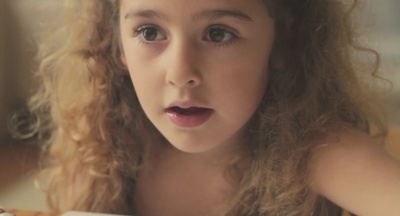 玛龙·莱瓦纳的写真-专注的眼神也不错