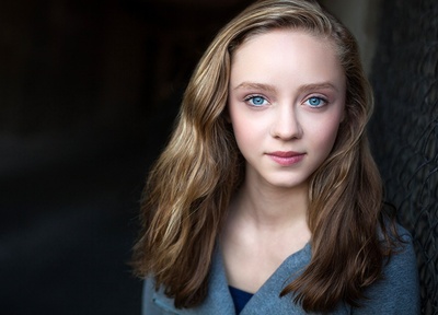 玛德琳娜·亚瑟的写真