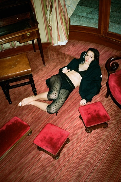 阿罗伊斯·索维奇的写真-Photography Pierre-A...