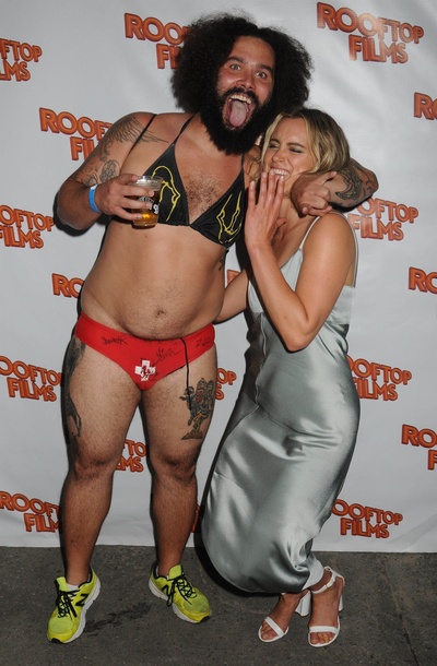 泰勒·席林的写真-Taylor Schilling - Roof...