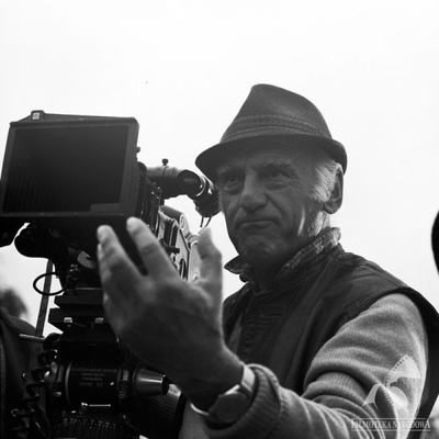 耶尔齐·卡瓦莱罗维奇的写真