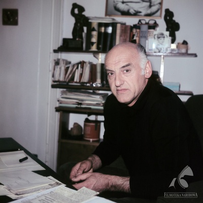 耶尔齐·卡瓦莱罗维奇的写真