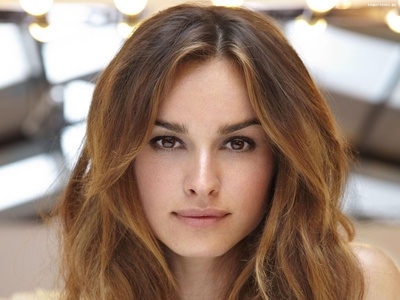 卡夏·斯穆特尼亚克的写真