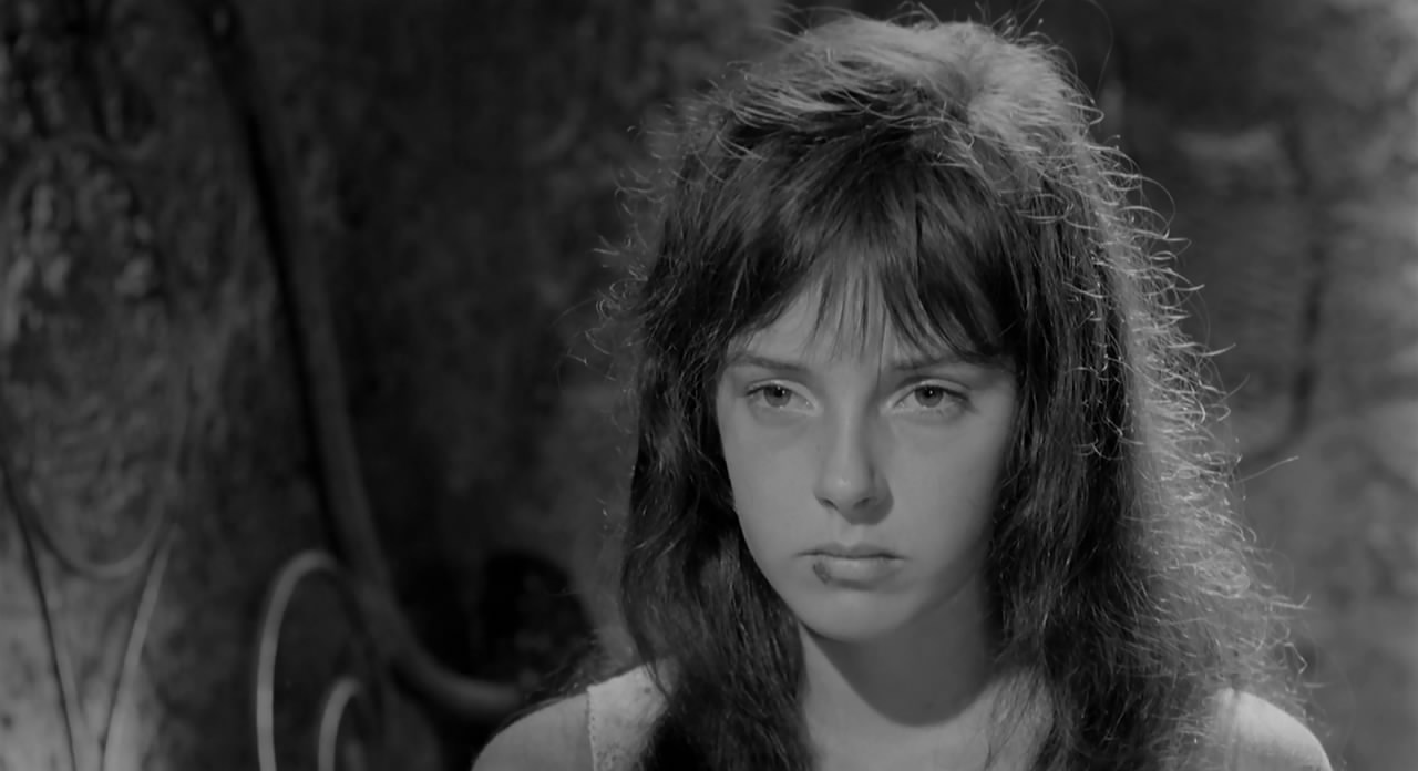 艾伦诺拉·布朗的写真-12岁