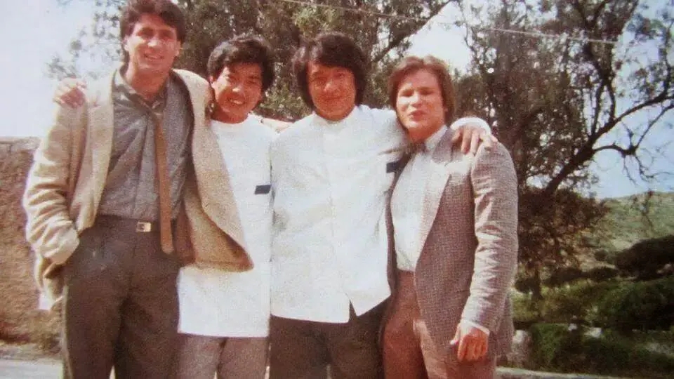 宾尼·尤奎德兹的写真