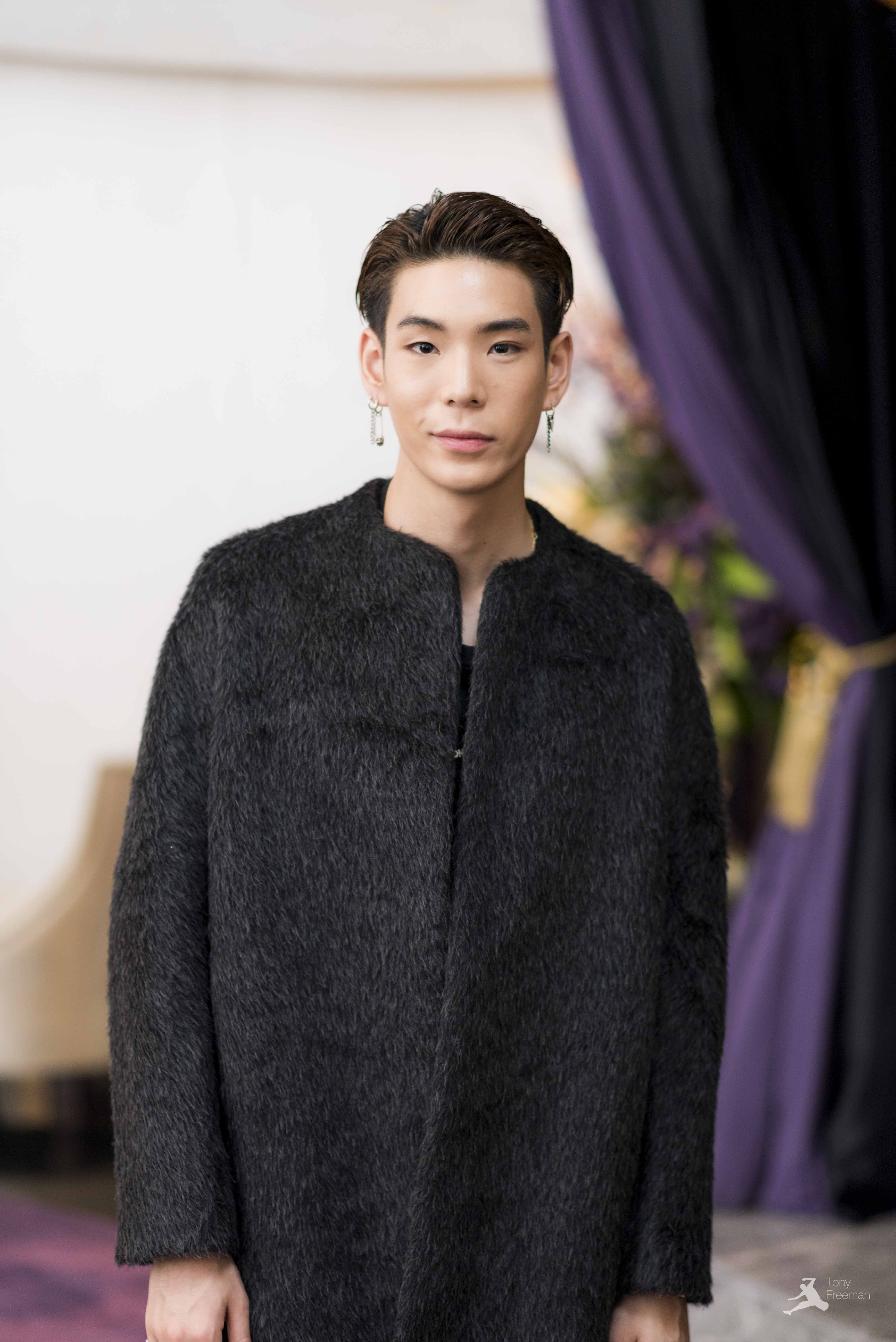 可林桑拉铺·皮木颂克朗的写真