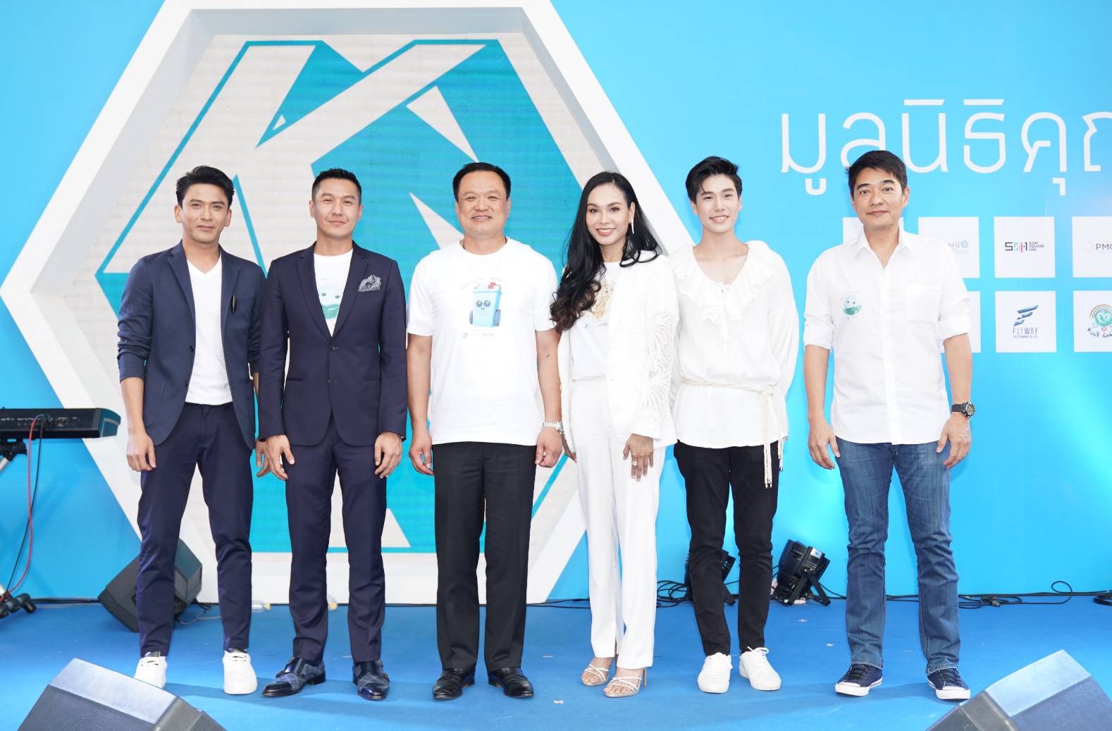 萨哈拉·桑卡布理查的写真